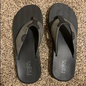 Mens flip flops